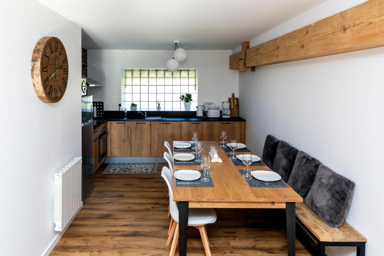 Saint-Martin-BellevueT4 Meuble De 105M2 Axe Annecy-Geneveアパートメント エクステリア 写真